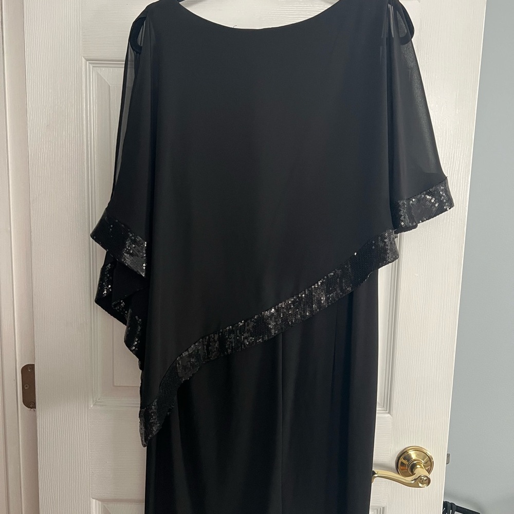 Frank Lyman Design Elegant Black Asymmetrical Dress with Sequins